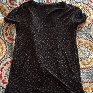 BDG Urban Outfitters Black Floral T-Shirt medium